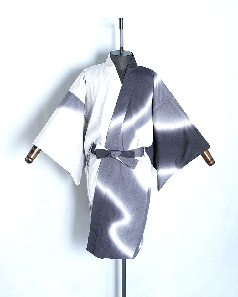 Re-designed Haori - Vintage kimono model (Staggered stripe gradient dye)
