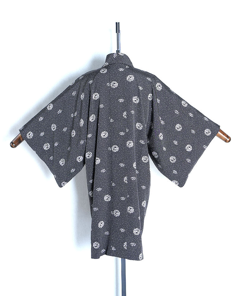 Re-designed Haori - Vintage kimono model (flower pattern)