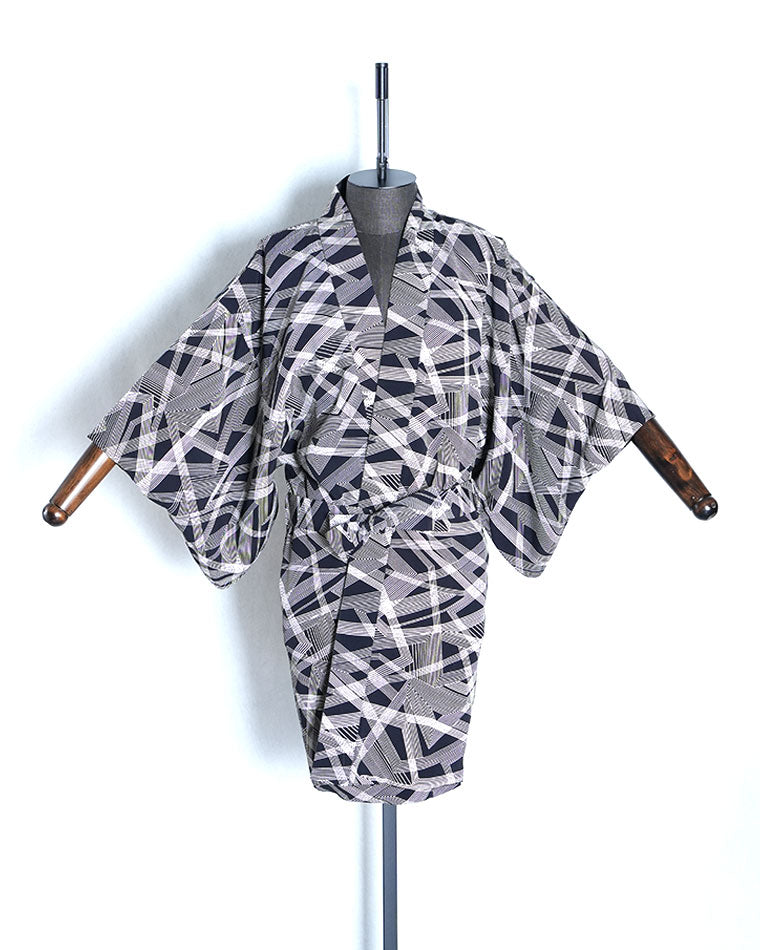 Re-designed Haori - Vintage kimono model (Diagonal lines auspicious patterns)