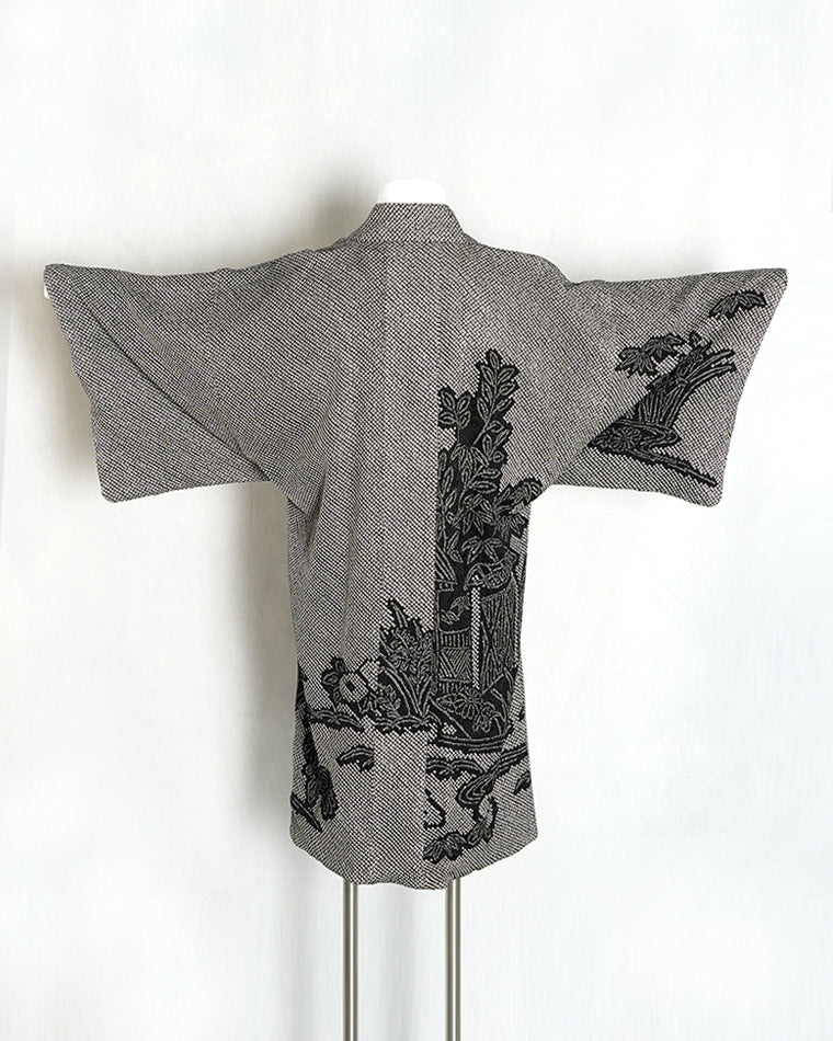 Haori-Vintage kimono model (Total aperture, building and flower pattern)