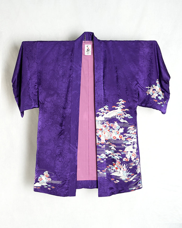 Re-designed Haori - Vintage kimono model (Running water and garden pattern)