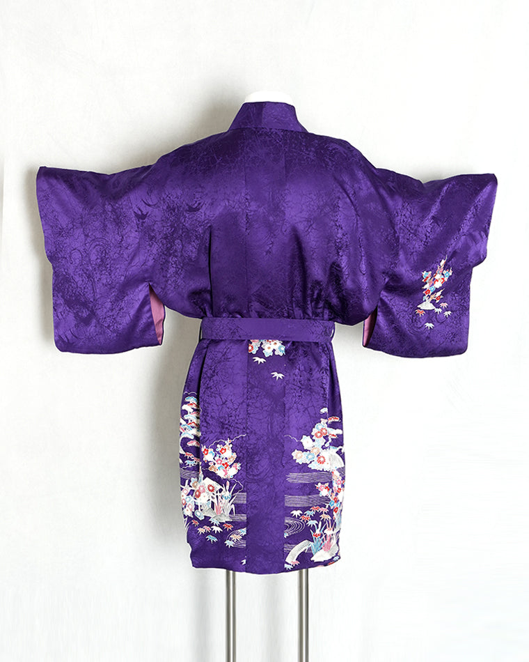 Re-designed Haori - Vintage kimono model (Running water and garden pattern)