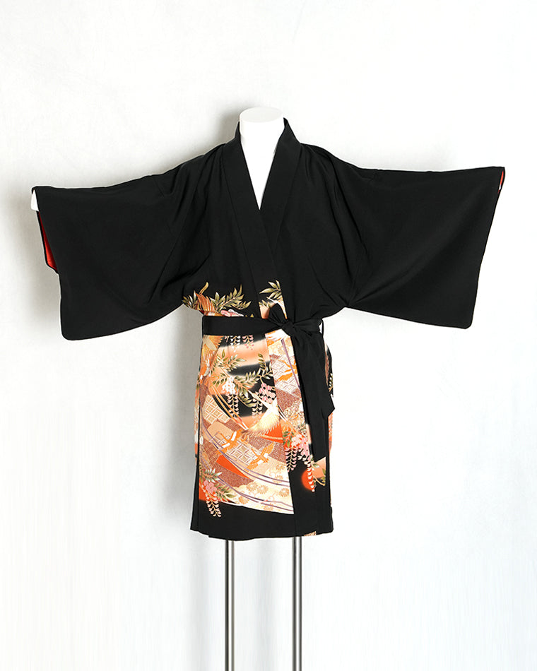 Haori-Vintage kimono model (Crane and flower pattern)