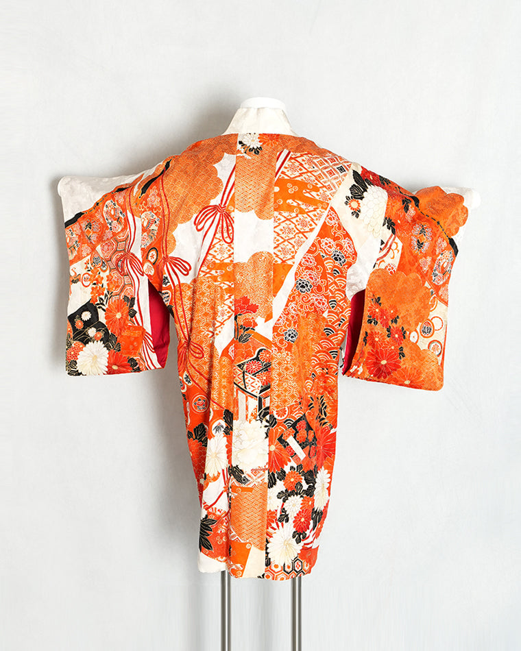 Re-Design Haori - Vintage kimono model (Royal carriage and flower pattern)
