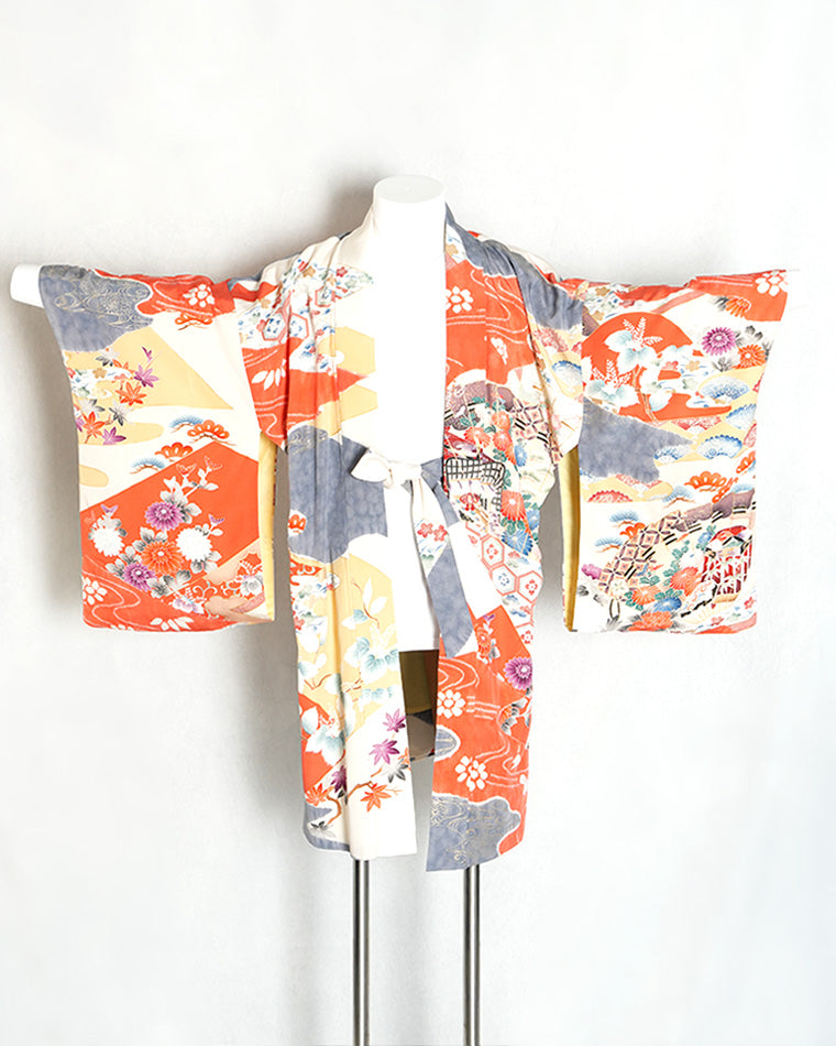Re-designed Haori - Vintage kimono model (Cypress fan, royal carriage and clam bucket pattern)