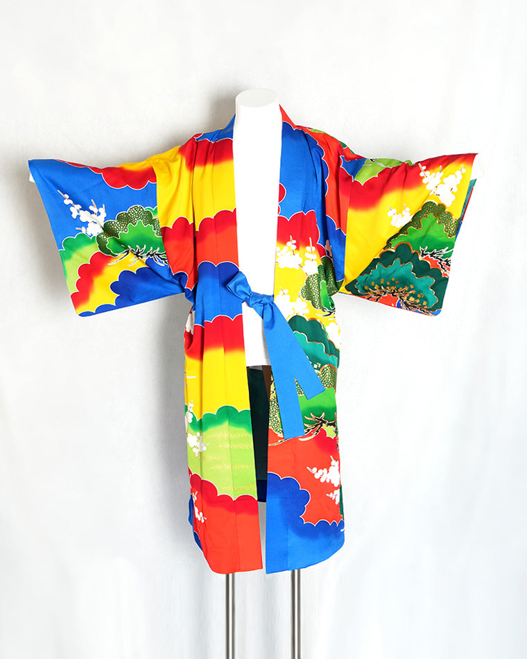 Re-designed Haori - Vintage kimono model (Cloud layered pine and plum pattern)