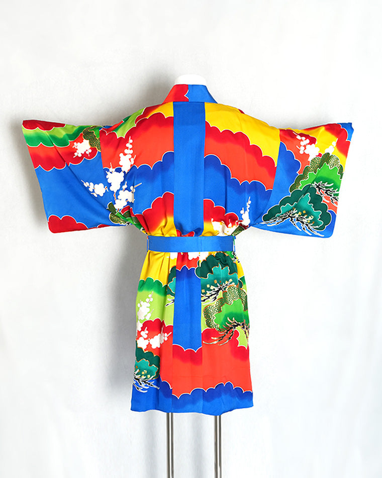 Re-designed Haori - Vintage kimono model (Cloud layered pine and plum pattern)