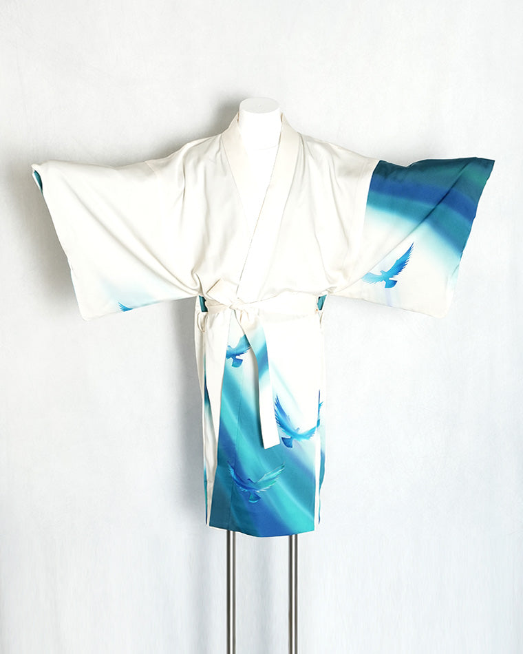 Haori-Vintage kimono model (Bird and ema pattern)