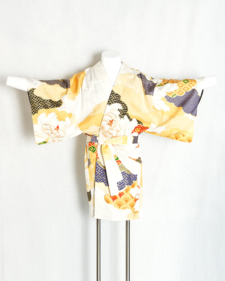 Re-designed Haori - Vintage kimono model (Clouds and flowers pattern)